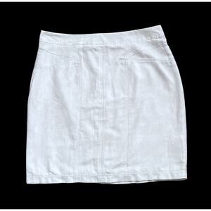 Styled by SAM SABOURA Womens Plus Size 20W Off White Faux Suede Back Zip Skirt